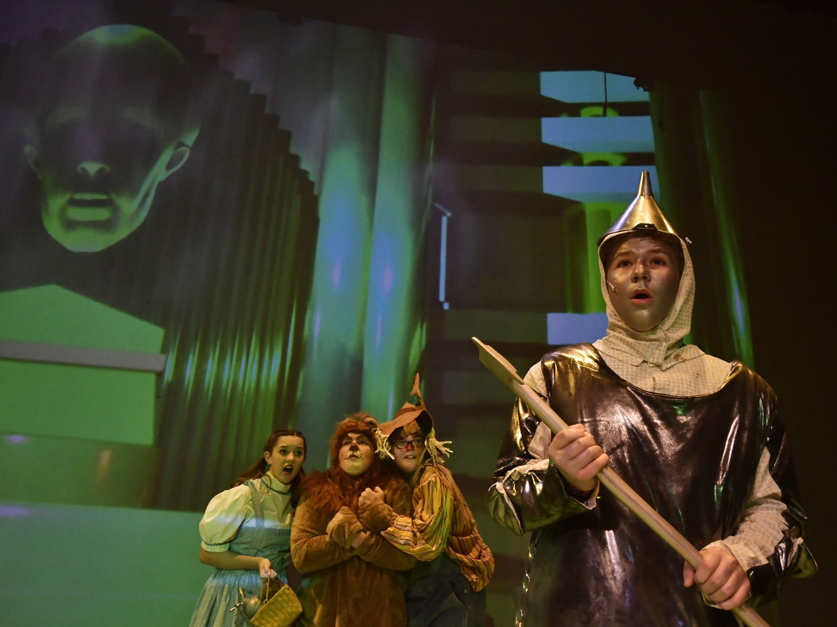 WIZARD OF OZ
